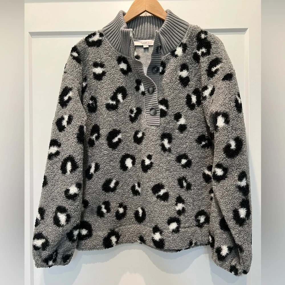 Loft Spotted Rib Trim Sherpa Top - Picture 2 of 6